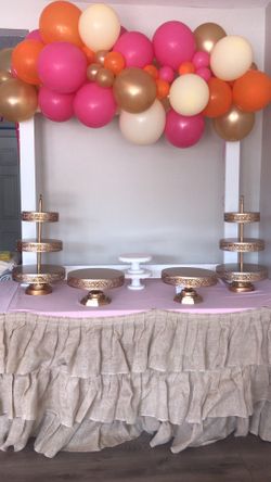 Organic balloon garland