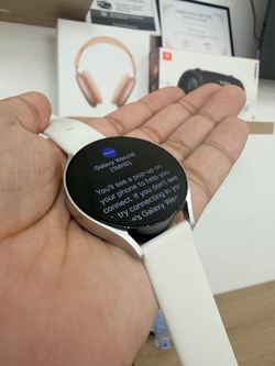 Samsung - Galaxy Watch 6 44mm BT R940 (Pre-Owned) Good Silver