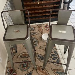 Farmhouse bar stools 