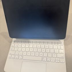 iPad Pro, Magic Keyboard & Apple Pencil