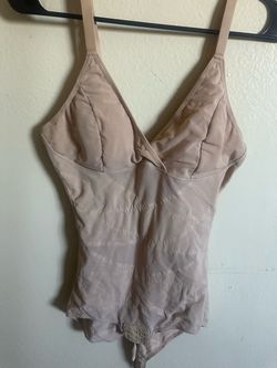 Nude Womens Shapewear Bodysuit size Medium M with Hook Closure Preowned Faja Mediana Usada compression Homecoming dress postpartum post surgery suppor