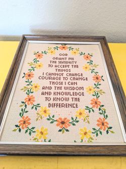 Serenity Prayer Floral Cross‑Stitch – Framed Vintage Decor