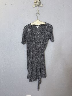 Maternity Wrap Dress 