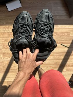 Balenciagas Tracks