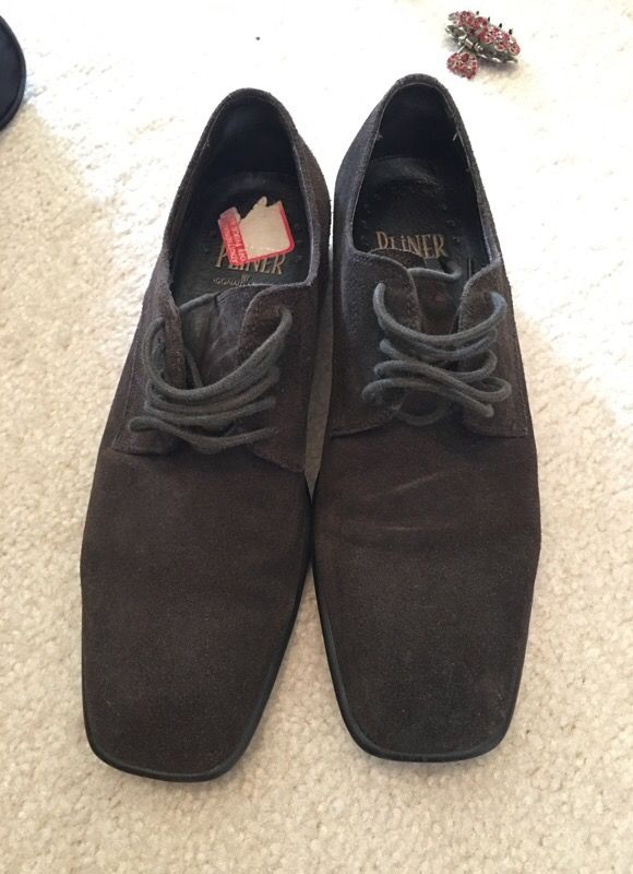 Suede dark brown men's shoes size 7 1/2
