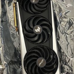 Nitro+ AMD Radeon RX 6700 XT