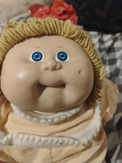 Cabbage Patch Kids Doll Girl Blonde