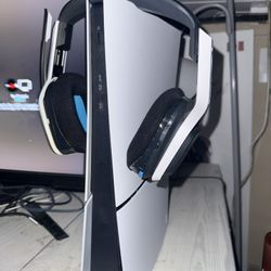 PS5 Digital Edition 825gb With Astro A20 & Dualsense Edge With Case And All Accessories 