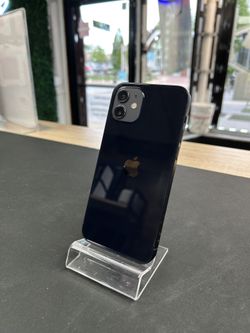 iPhone 12 (64GB)