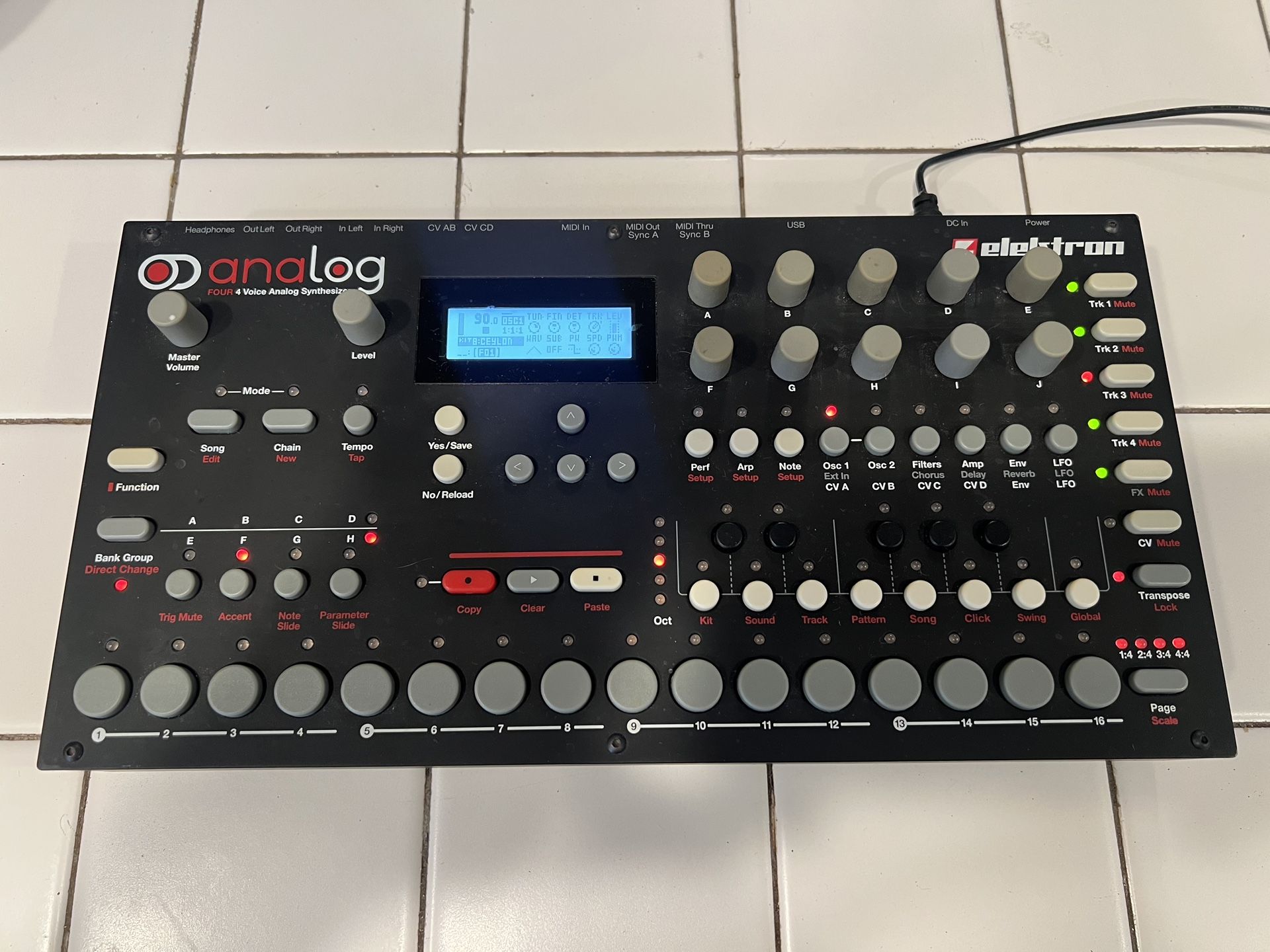 Elektron Analog Four Mk1 Analog Synthesizer 