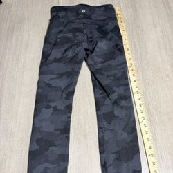 Lululemon Dark Camo Leggings with Pockets