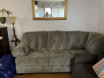 Three-Piece Sectional With Chase