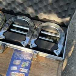 Vintage Old School Sports Horseshoes With Carrying Case