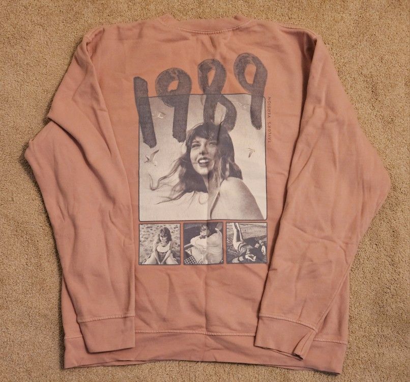Taylor Swift Apparel - T-Shirts & Sweatshirts - X-Large