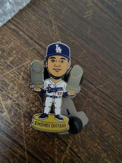 2” Bobblehead Pin – Shohei Ohtani Dodgers Collectible (Hard Enamel)