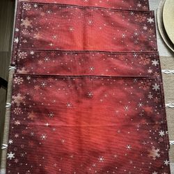 4 Placemats/ Tapetitos