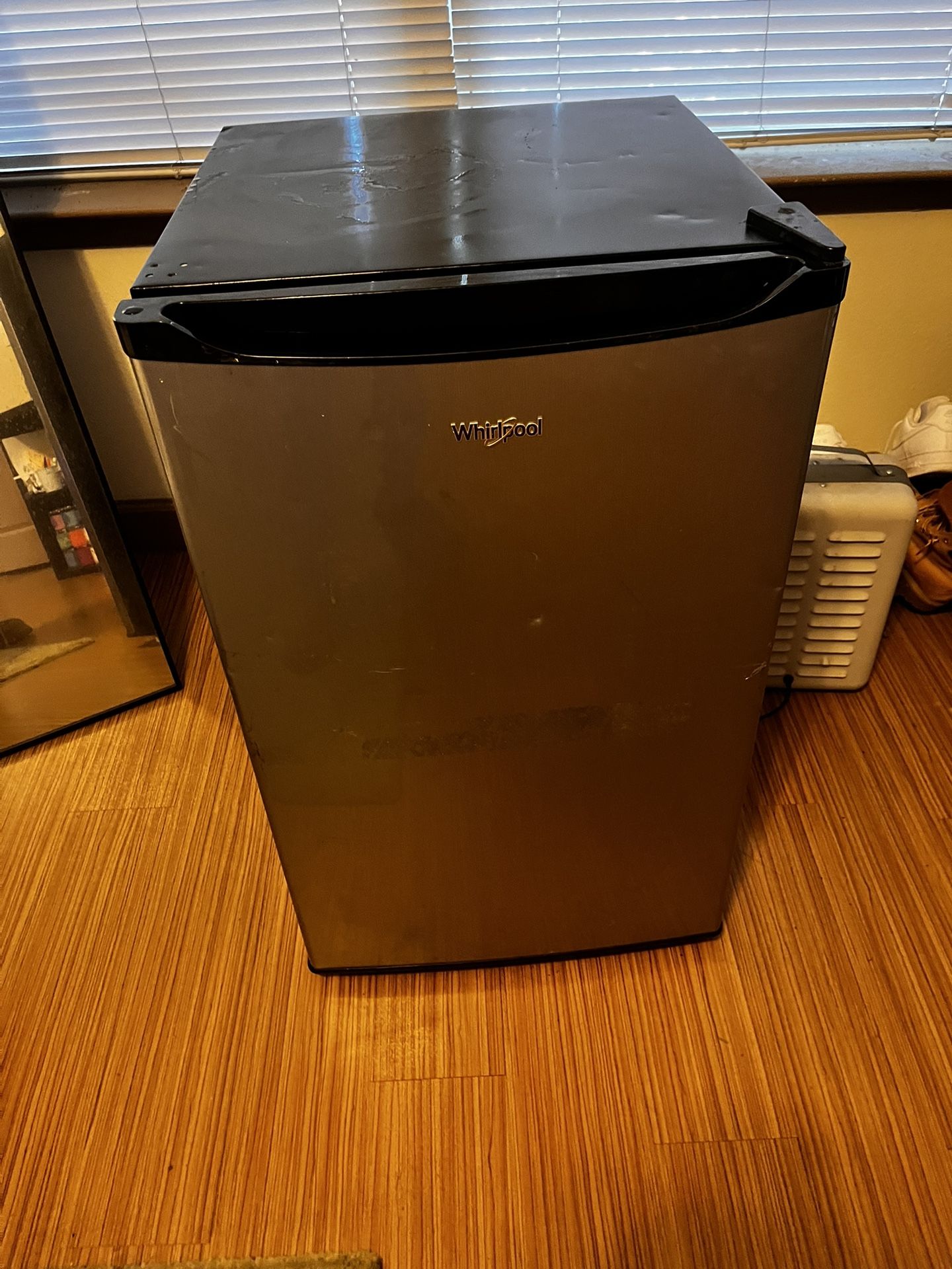 Fridgiair Mini Fridge