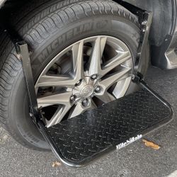 HitchMate Truck SUV Tire Step Attachment