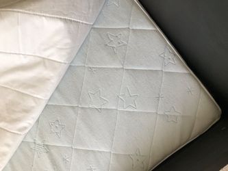 Toddler bed