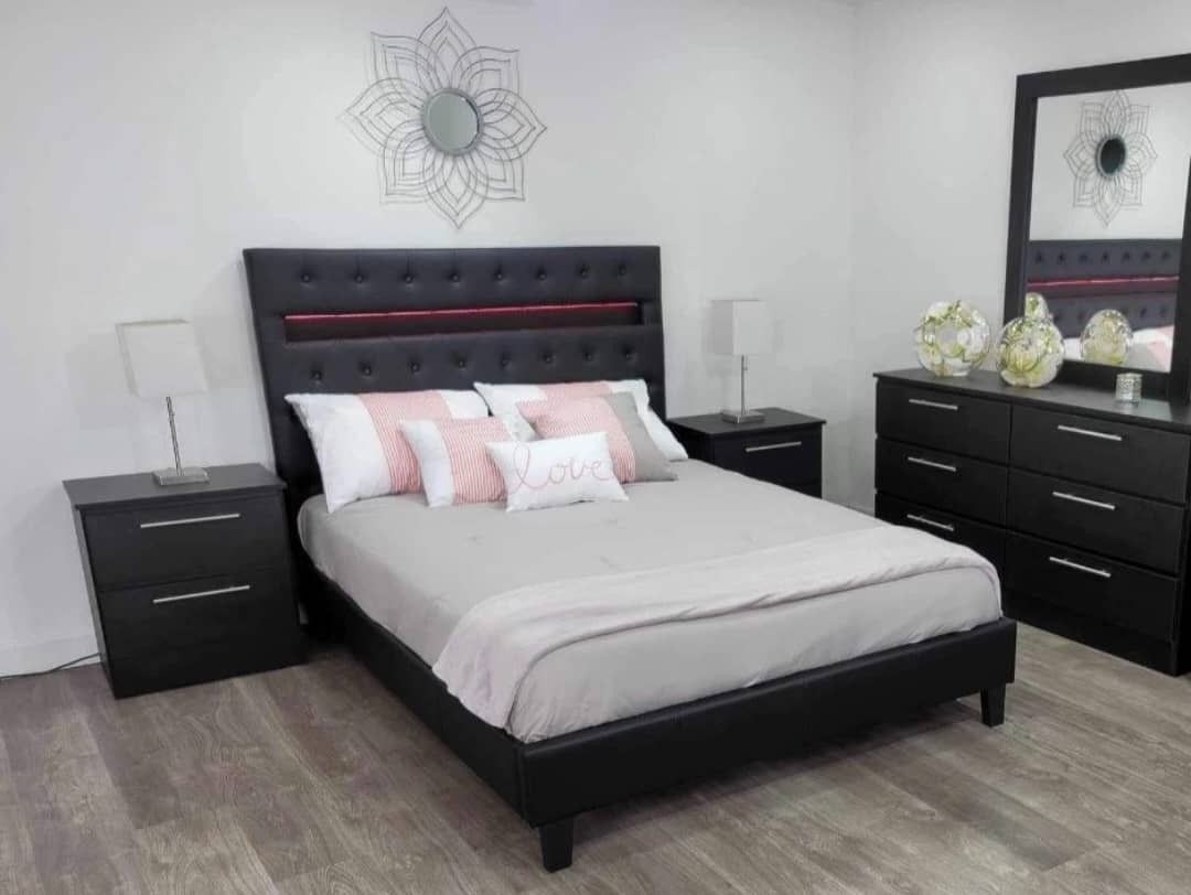 BEDROOM SET-JUEGO DE CUARTO 🆕️ 