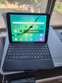 Samsung galaxy tab s2 with keyboard