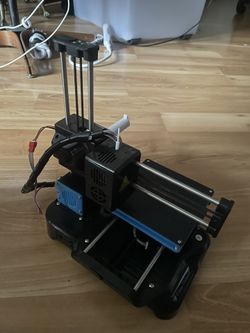 Easy threeD K7 Mini 3D Printer With New Filament Roll