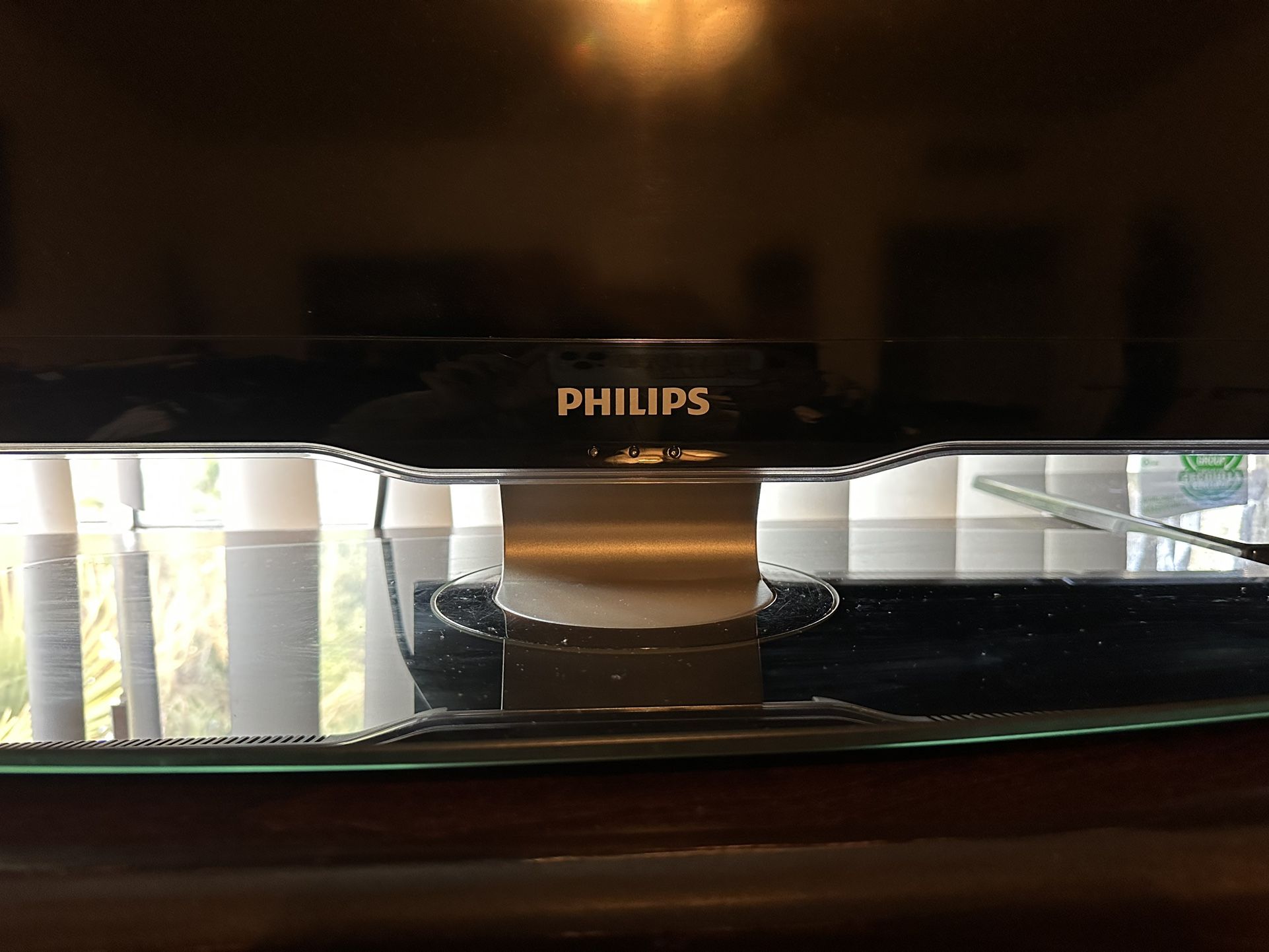 Philips 44” TV