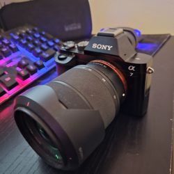 Sony A7 Camera With 28-70MM Lens