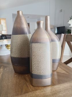 Set Of 3 Vases Home Decor $12 All 3