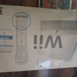 Wii System And Games With Some Attachments 