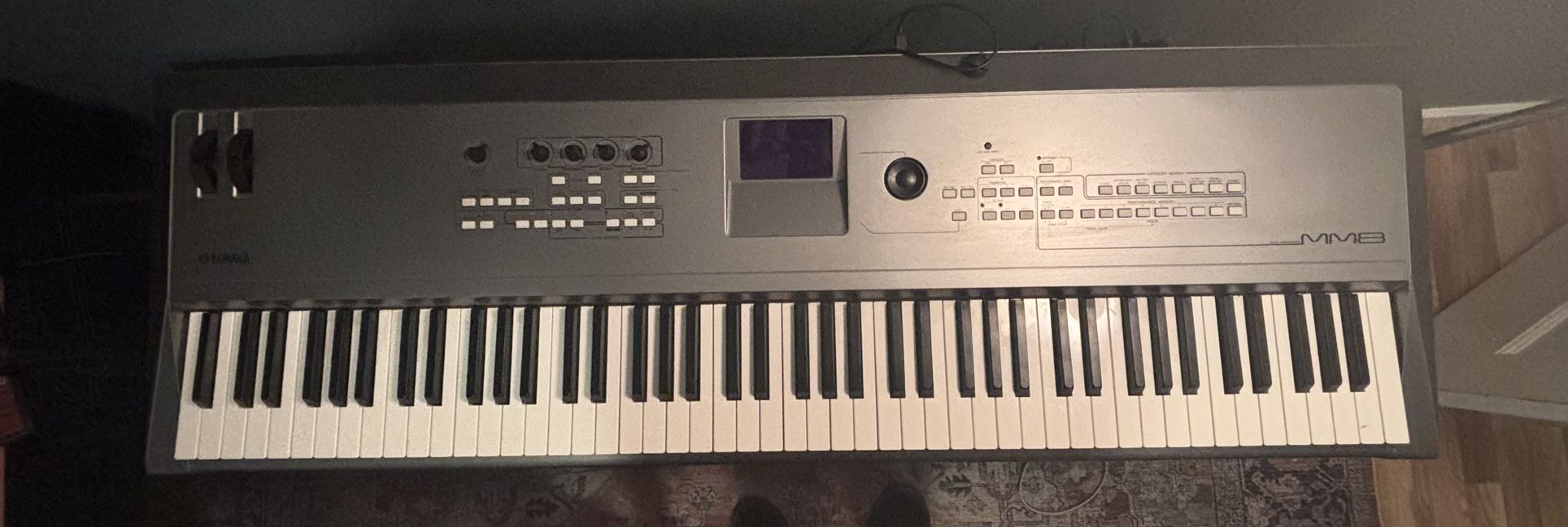 Yamaha MM8 Keyboard