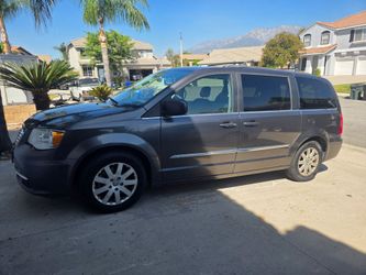 2016 Chrysler Town & Country