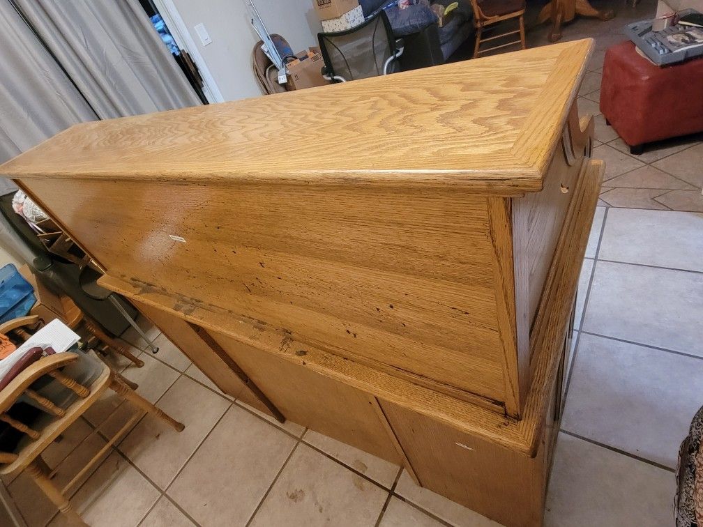 Secretary Desk. Old Fasioned, Very Good Condition
