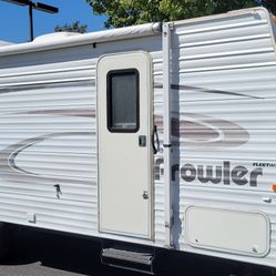26 Foot Travel Trailer 5100 Pounds Empty... $10,500 Firm