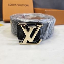 Louis Vuitton Damier LV Initials Buckle Belt Size 120/40