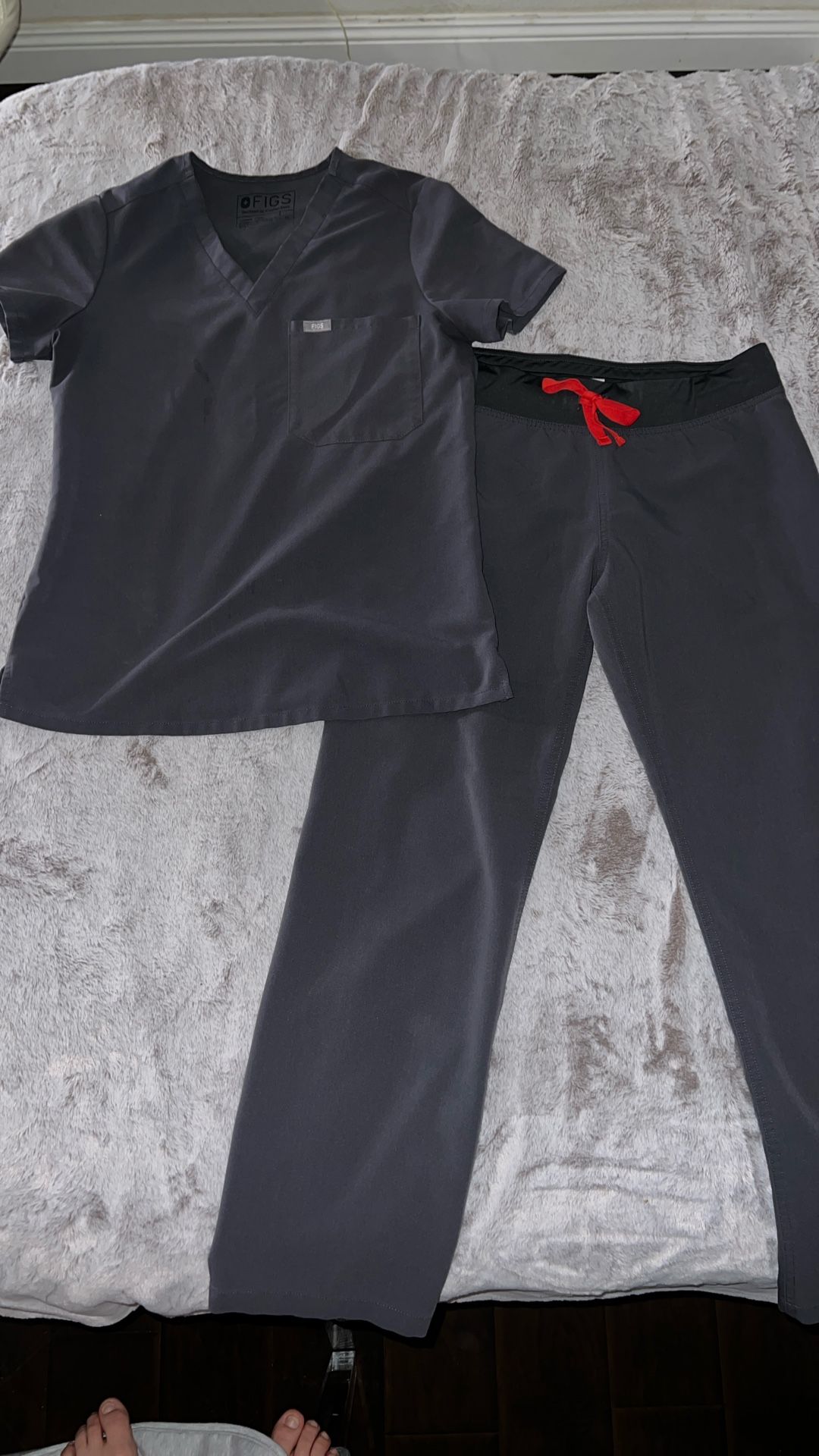 Figs scrubs