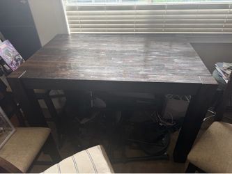 Dining table set