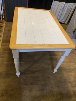 Dining Room Table Only No Chairs $100 Or Best Offer