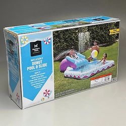 POOL WITH SLIDE AND SPRINKLER 