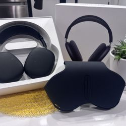 Brand New AirPods Max With Case