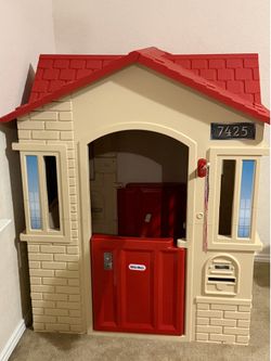 Little Tikes Playhouse
