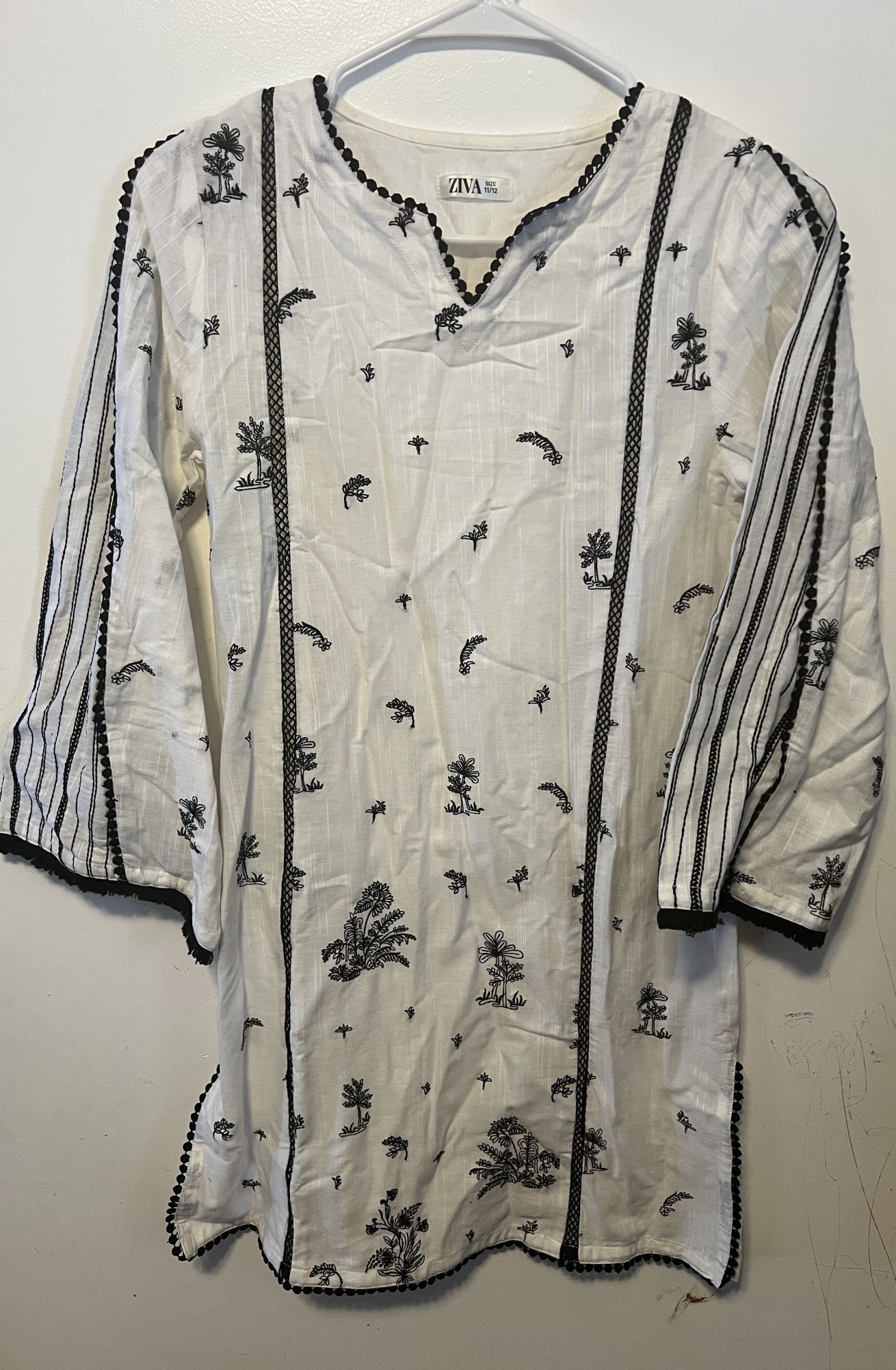 New white embroidered cotton shirt dress Girls size 11-12