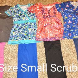 Women's Size Small Scrub's Bundle