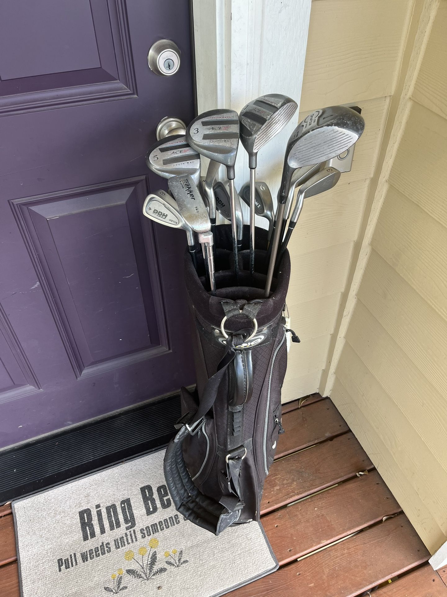 Full Set of Men’s Golf Clubs with Bag