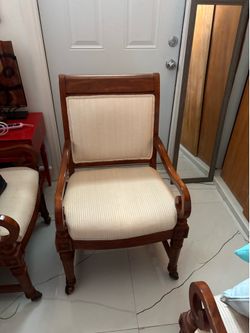 Vantage rolling chair in excellent condition