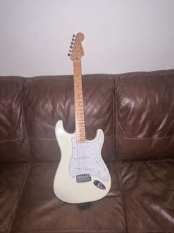Fender Player II Stratocaster Electric Guitar
