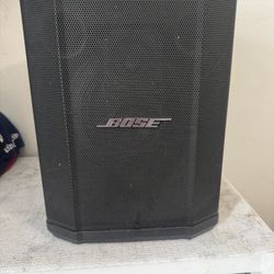 I got 2 Bose Bluetooth speakers in great condition 750 for both
