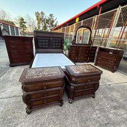 Queen bedroom set