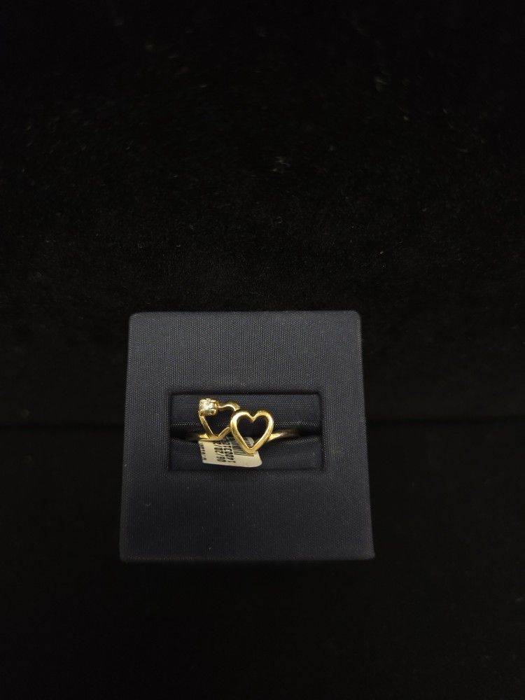 14k Gold Lady's Ring
