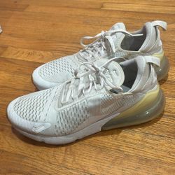 Air Max 270